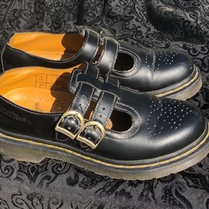 DR MARTEN MARY JANE 8065